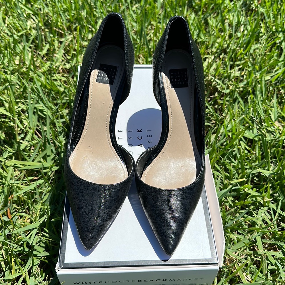 White House Black Market Ella Black Wavy size 6
